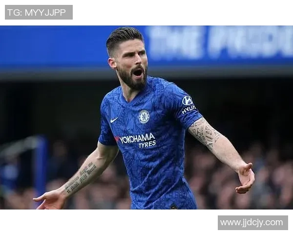 足球巨星吉鲁风采展示：从天赋到成就的传奇之路